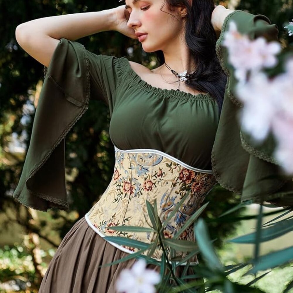Scarlet darkness renaissance corset